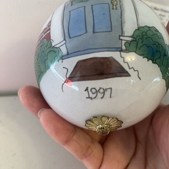 Vintage 1997 The Li Bien Hand painted Large Glass Christmas Seasonal Ornament - Picture 2 of 2